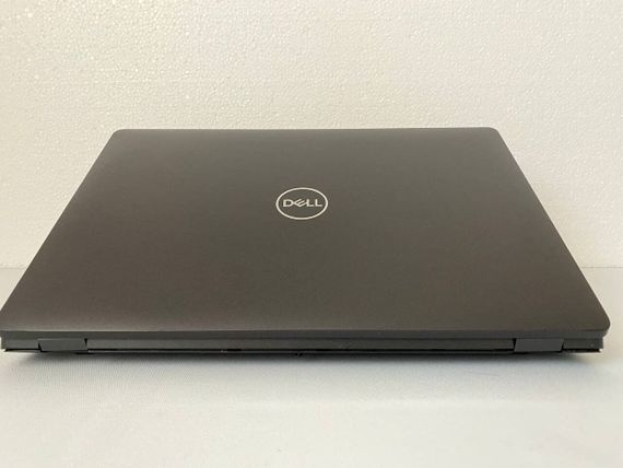 Ноутбук Dell Latitude 5500 / 15.6" (1366x768) TN / Intel Core i3-8145U (2 (4) ядра по 2.1 - 3.9 GHz) / 8 GB DDR4 / 256 GB SSD / Intel UHD Graphics 620 / WebCam б/у | Зображення 6