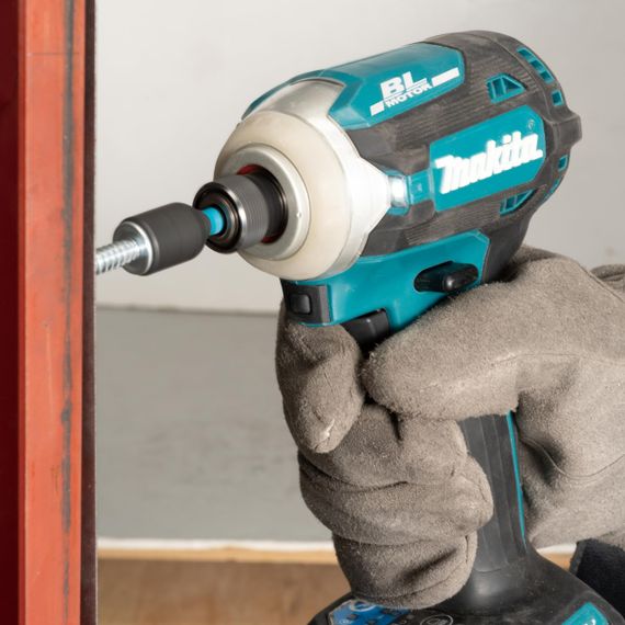 Головка торцевая торсионная 10 мм с магнитным фиксатором Makita Impact Black B-66846 | Зображення 5