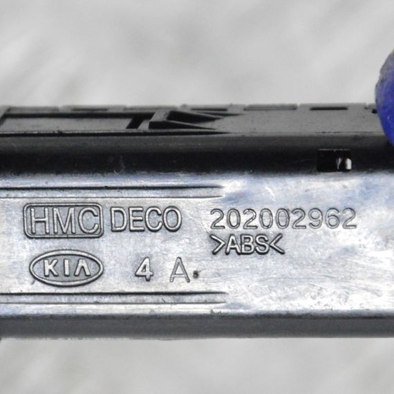 Кнопка підігріву заднього скла Hyundai Accent Santa Fe 2006-2010 Хюндай Акцент Санта Фе 621W05010 | Зображення 4