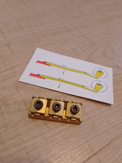 Топлок для электрогитары Top lock Top-lock держатель струн верхний порожек ПОЗОЛОЧЕНЫЙ | Зображення 4