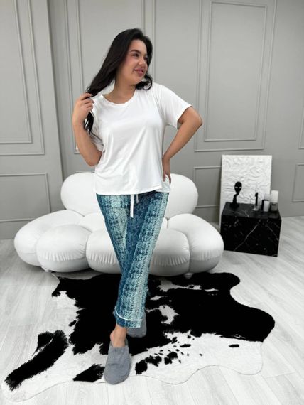 Жіноча піжама костюм для дому з футболкою та штанами  PLUS SIZE | Зображення 7