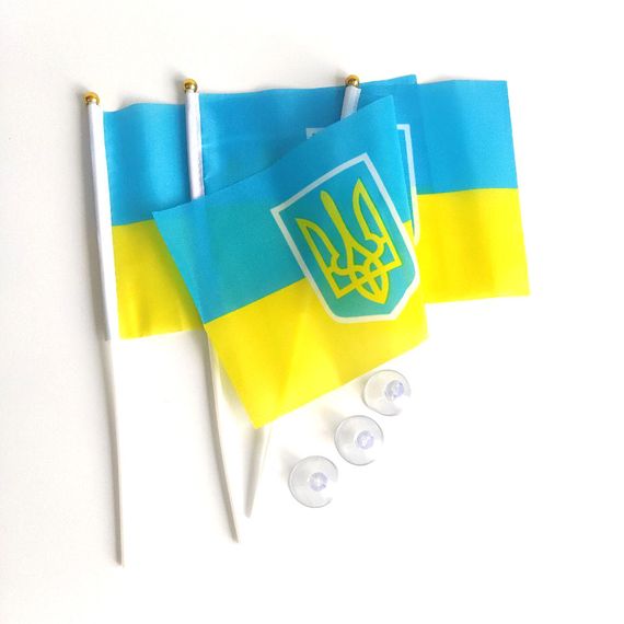 Прапорець України з Гербом набір із 3-х штук поліестер 14*21 см на паличці з присоско | Зображення 2