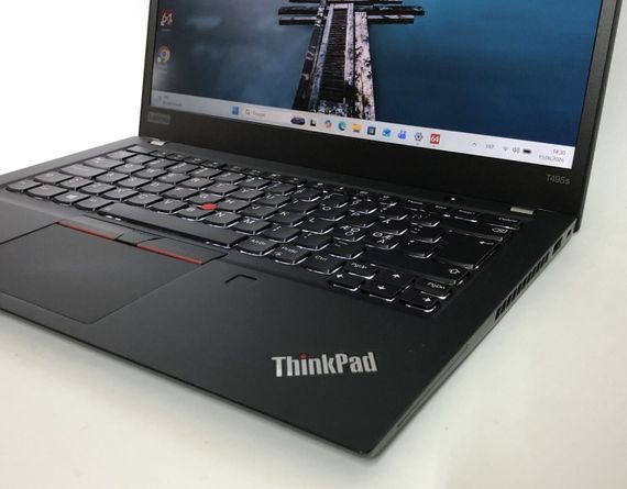 Ультрабук Lenovo ThinkPad T495s / 14" (1920x1080) IPS / AMD Ryzen 5 PRO 3500U (4 (8) ядра по 2.1 - 3.7 GHz) / 16 GB DDR4 / 256 GB SSD NVMe / AMD Radeon Vega 8 Graphics / WebCam / Win 11 Pro б/в | Зображення 8