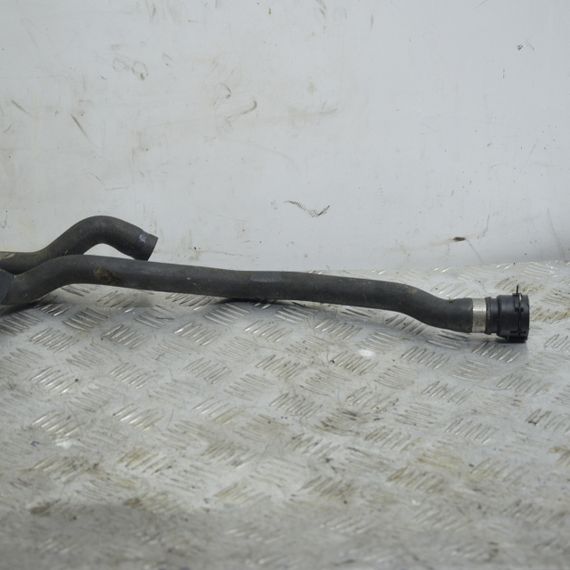 Патрубок системи охолодження 2.0 BMW 3 E46 1998-2005 Трубка води БМВ е46 64218386543 | Зображення 1