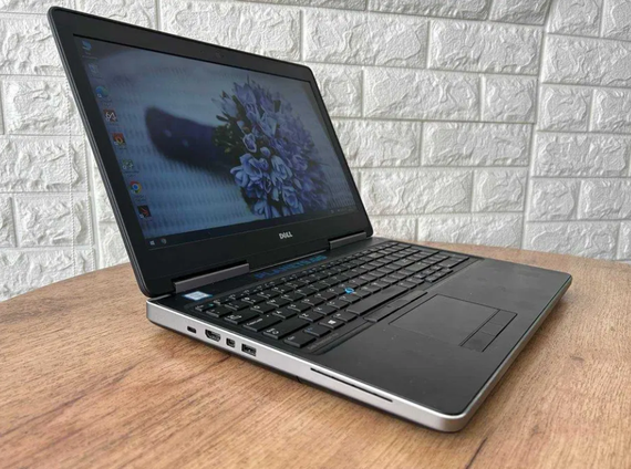 Ноутбук Dell Precision 7510 15.6" IPS i5 6300HQ 8Gb SSD 256Gb FirePro W5170M  Б/В | Зображення 4