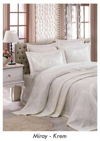 Покрывало(240х260см) с наволочками (50х70см) Gardines Miray krem Жаккард