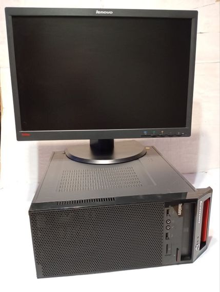 Комплект ПК: Lenovo ThinkCentre E73 Tower / Intel Core i3-4170 (2 (4) ядра по 3.7 GHz) / 8 GB DDR3 / 500 GB HDD / Intel HD Graphics 4400 + Монітор Lenovo ThinkVision L2251pwD / 22" (1920x1080) TN / 1x DVI, 1x VGA / VESA 100x100 б/в | Зображення 1