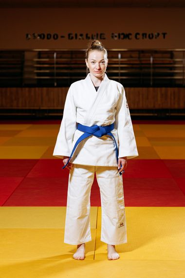 Біле кімоно для дівчат/жінок, дзюдо, TM BUDOGI серія ADVANCED, зріст 140 см, щільність 500 гр/м.кв.