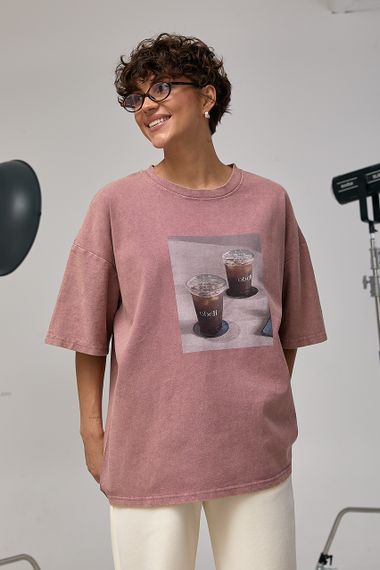 Оверсайз футболка з принтом "Coffee Cups" - пудра цвет, ONE SIZE (є розміри) | Зображення 1