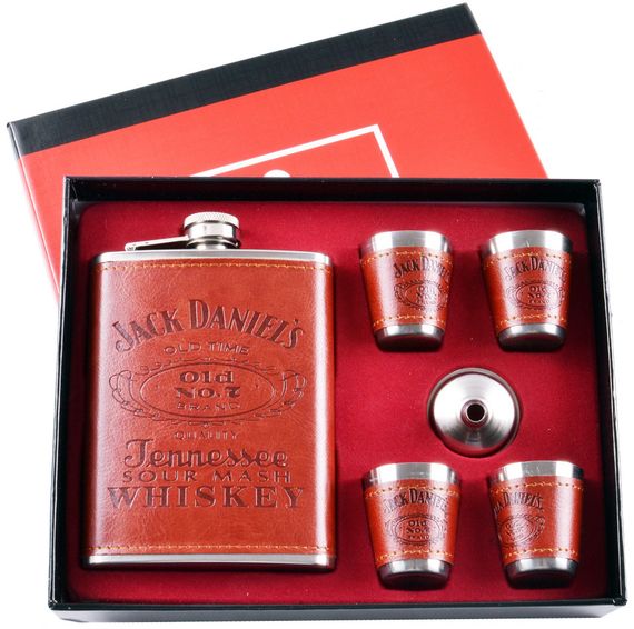 Подарочный набор 6в1 фляга, рюмки, лейка "Johnnie Walker" TZ-2