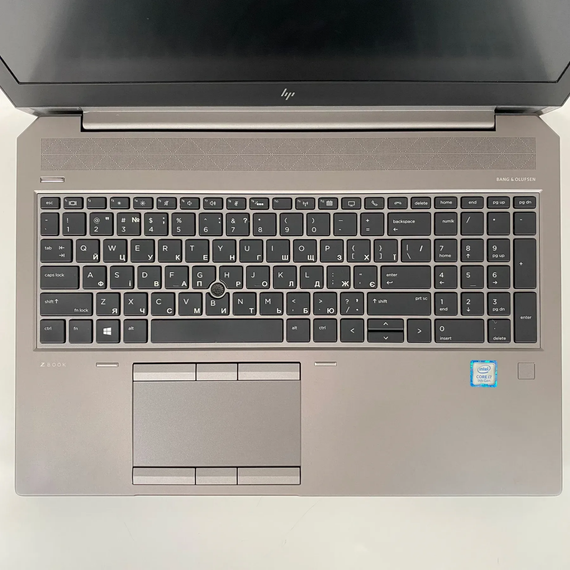 Мобильная рабочая станция HP zBook 15 G6 / 15.6" (1920x1080) IPS / Intel Core i7-9750H (6 (12) ядер по 2.6 - 4.5 GHz) / 16 GB DDR4 / 240 GB SSD / nVidia Quadro T1000, 4 GB GDDR5, 128-bit / TouchID / WebCam / HDMI б/у + Подарок Беспроводная мышь / USB | Зображення 2