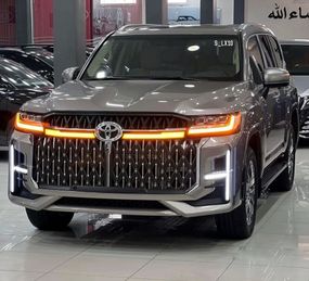 Комплект обвісів VIP для Toyota Land Cruiser 300 2021- рр