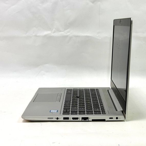 Ультрабук Б-клас HP EliteBook 840 G5 / 14" (1920x1080) IPS / Intel Core i7-7500U (2 (4) ядра по 2.7 - 3.5 GHz) / 8 GB DDR4 / 128 GB SSD / Intel HD Graphics 620 / WebCam / Windows 10 Pro б/в | Зображення 3