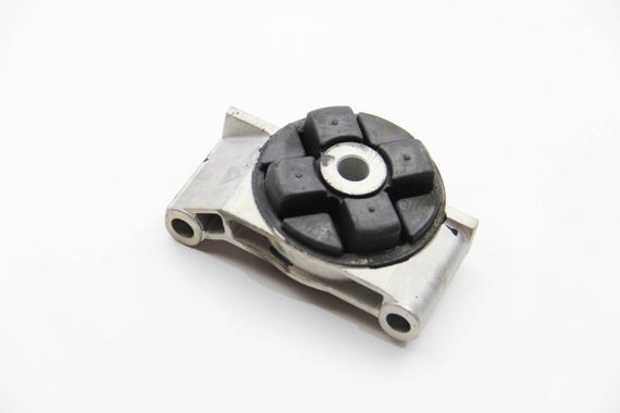 Подушка КПП лев Audi 80/100-96, JP Group (1132405370) | Зображення 1
