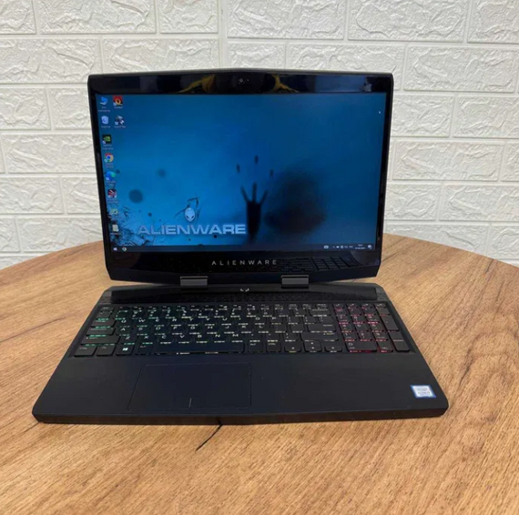 Ноутбук Dell Alienware m15 i7 8750H 32GB SSD 512GB RTX 2060 Б/В