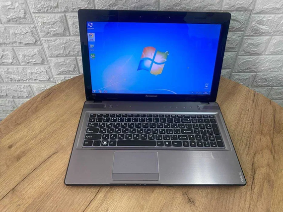 Ноутбук Lenovo Y570 15.6""HD/i3 2350M/4Gb/HDD750Gb/Intel HD 3000