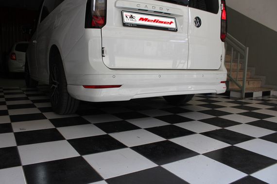 Накладка на задній бампер (під фарбування) Коротка база для Volkswagen Caddy 2020↗ рр. | Зображення 3