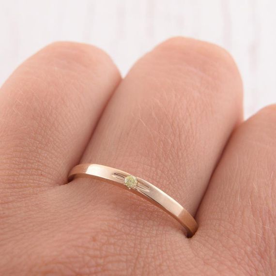 Кольцо из красного золота с хризолитом 19 | Зображення 3