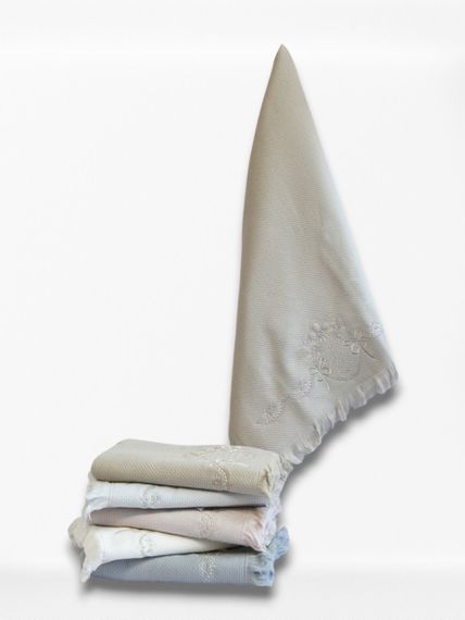 Набір рушників з вишивкою Pupilla 70 х 140 см Bernini Crown | Зображення 3