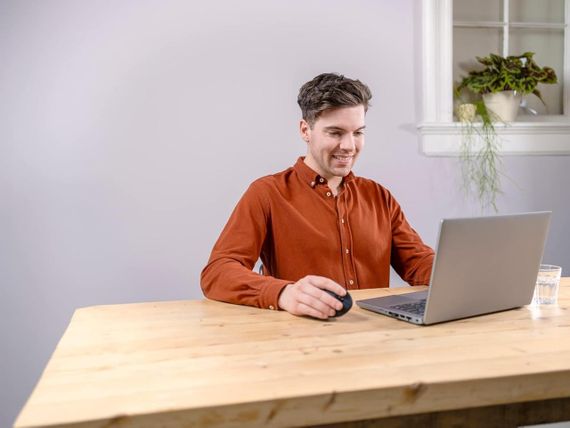 Беспроводная эргономичная мышь Trust, вертикальная, LED подсветка 6 кнопок 800–1600 DPI для ПК ноутбука черная | Зображення 4