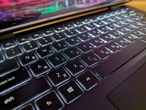 Ультрабук Dell Latitude 7420 / 14" (1920x1080) IPS / Intel Core i7-1185G7 (4 (8) ядра по 3.0 - 4.8 GHz) / 16 GB DDR4 / 256 GB SSD / Intel Iris Xe Graphics / WebCam / USB Type-C / Windows 11 б/у + Подарок Беспроводная мышь / USB | Зображення 5