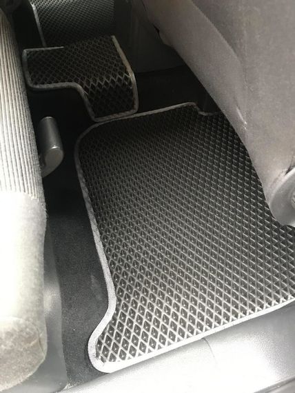 Коврики EVA (черные) для Volkswagen Touran 2003-2010 гг | Зображення 2