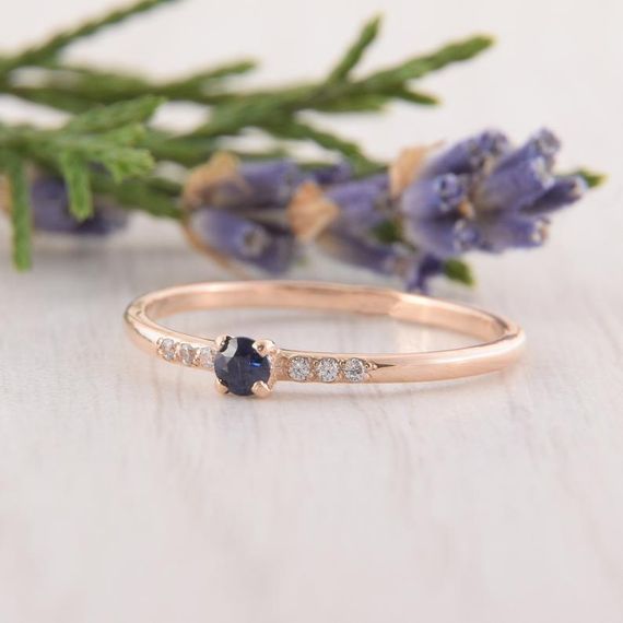 Кольцо из красного золота с сапфиром и бриллиантами 19 | Зображення 1