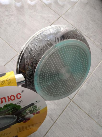 Сковорода, сковорідка з антипригарним гранітним покриттям 28 см з кришкою