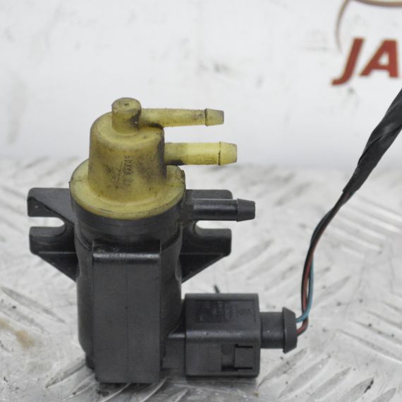 Клапан управління турбіною Audi A3 A4 TT 1.9 2.0 TDI Ауді А3 А4 ТТ 1K0906627A