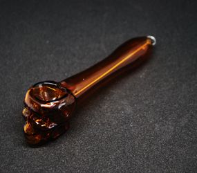 Стеклянная трубка Skull Pipe Бутылочный
