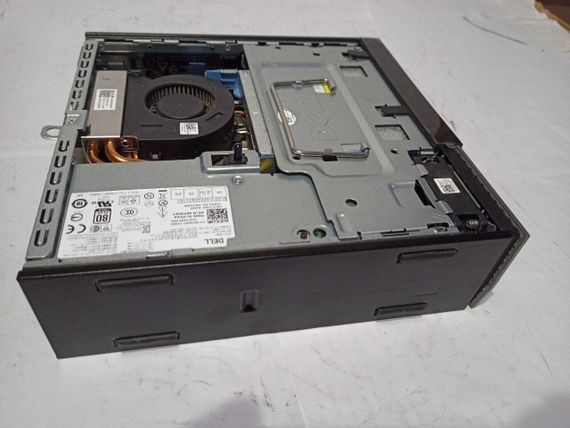 Неттоп Dell Optiplex 9020 USFF / Intel Pentium G3240T (2 ядра по 2.7 GHz) / 8 GB DDR3 / 120 GB SSD / Intel HD Graphics / DVD-ROM б/у | Зображення 4