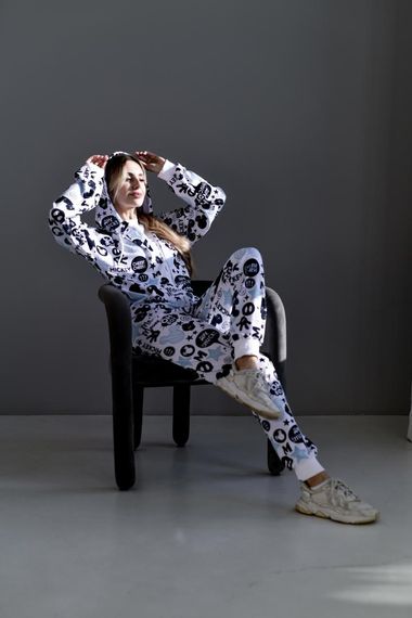 Жіночий костюм DRAPP