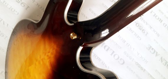 Электрогитара Gibson ES 335 Custom Shop Brown China | Зображення 5
