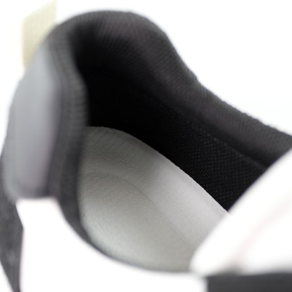 Кросівки жіночі 591568 Чорні білі 36 37 38 39 40 41 | Зображення 4