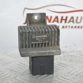 Реле свічок накалу Opel Movano Vivaro 1.9 DTI 2.0 2.5 CDTi Опель Віваро Мовано 9640469680