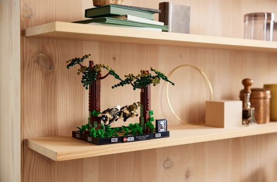 Конструктор LEGO Star Wars Діорама «Погоня на спідері на Ендорі» (75353) | Зображення 2