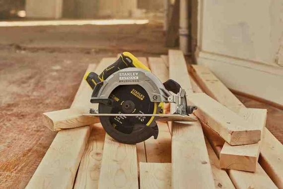 Пила циркулярная аккумуляторная STANLEY FATMAX SFMCS550B | Зображення 8