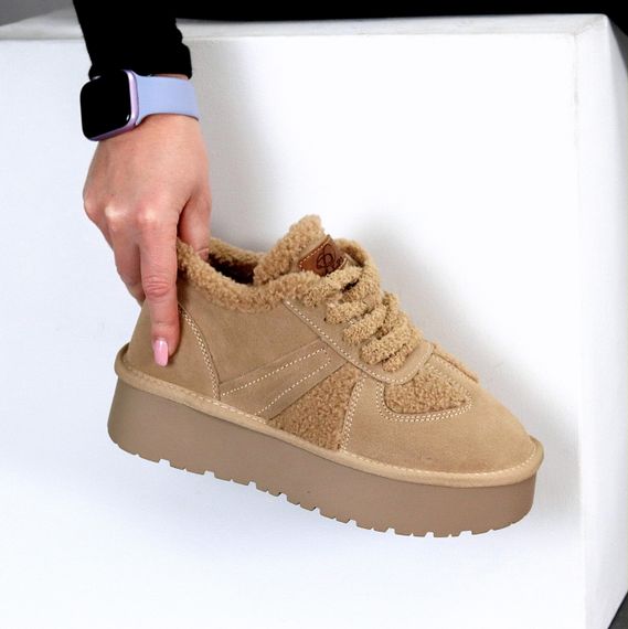 Замшевые Бежевые кроссовки угги с мехом Тедди на утолщенной подошве | Зображення 2