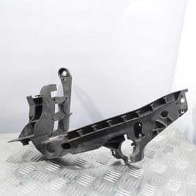 Кронштейн передньої лівої фари Audi A4 B8 2007-2015 Кріплення лівої фари Ауді а4 б8 8K0805607A