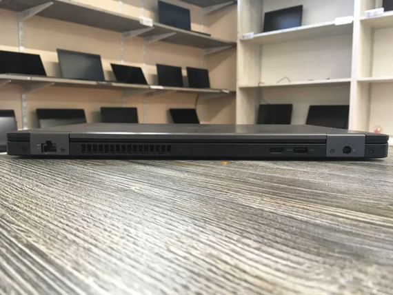 Ноутбук Dell Precision 3520|15.6 FHD,IPS/i5-7440HQ/16Gb/QuadroM620 2GB/256SSD | Зображення 4