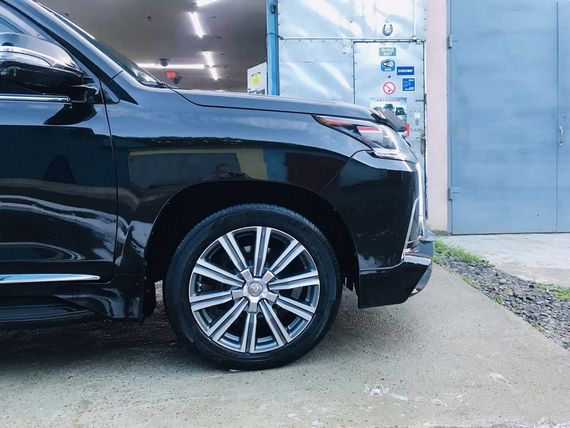 Молдинги (дизайн 2016-2024) для Lexus LX570/450d | Зображення 1