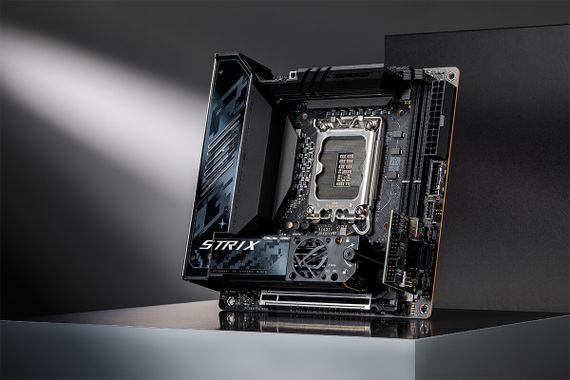 Материнcька плата ASUS ROG STRIX Z890-I GAMING WIFI s1851 Z890 2xDDR5 M.2 DP USB Type-C Wi-Fi BT mITX 90MB1IC0-M0EAY1 | Зображення 4