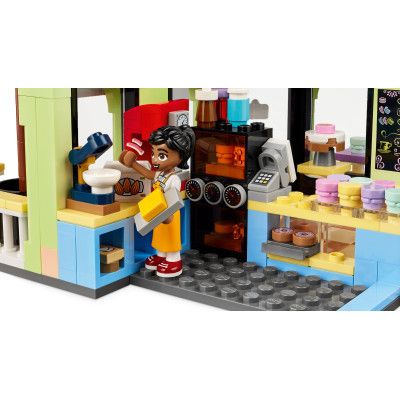 Конструктор LEGO Friends Кофейня Хартлейк-Сити (42618) | Зображення 9