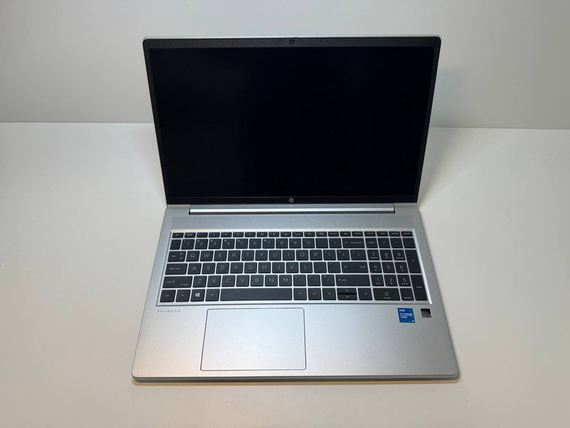 Ультрабук HP EliteBook 650 G9 / 15.6" (1920x1080) IPS / Intel Core i5-1245U (10 (12) ядер по 1.2 - 4.4 GHz) / 16 GB DDR4 / 256 GB SSD / Intel Iris Xe Graphics / WebCam / TouchID б/в | Зображення 1