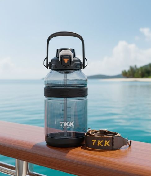 Спортивная бутылка TKK (2000 мл) - Полупрозрачный черный Tritan BPA-free, с мощной ручкой и кнопкой-фиксатором | Зображення 6