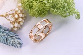 Кольцо из красного золота с гравировкой 14.5