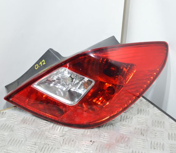 Ліхтар задній правий Opel Corsa D 2006-2011 5-дверний фара задня Опель Корса Д стоп 13269051