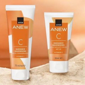 Набір Avon "Максимальне сяйво" | Пілінг-скраб 75 мл + Зволожувальний крем SPF50 50 мл
