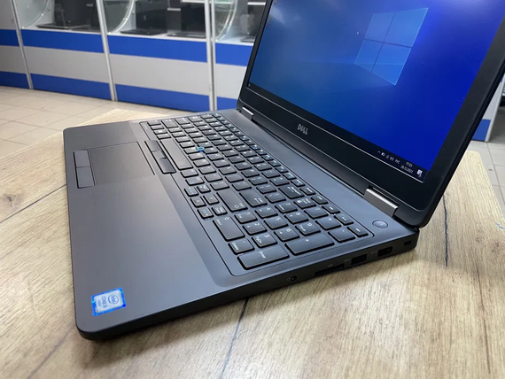 Ноутбук DELL Latitude 5570 15.6 core i5 6440HQ/16gb/256Gb SSD/Radeon R7 M370 | Зображення 3
