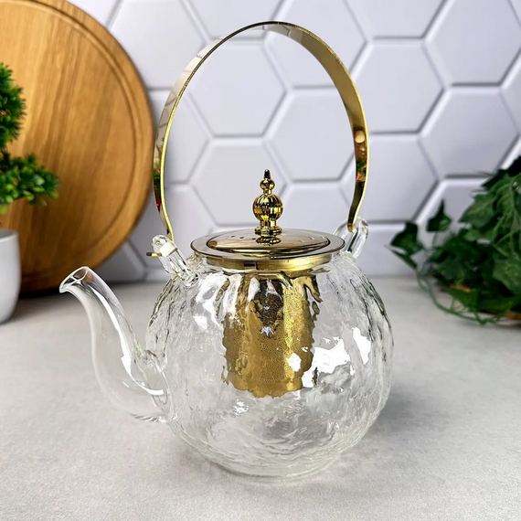 Стильний скляний чайник Nuvara GK-5809 1 л із золотистими елементами та зручним заварювальним фільтром Прозорий | Зображення 5